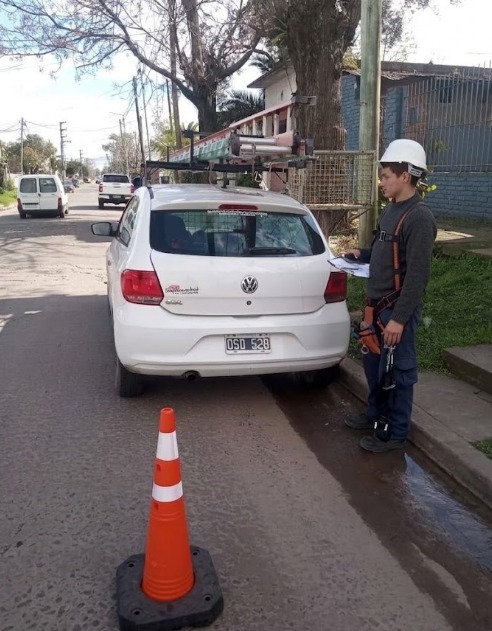 Técnico preparado para una instalación domiciliaria
